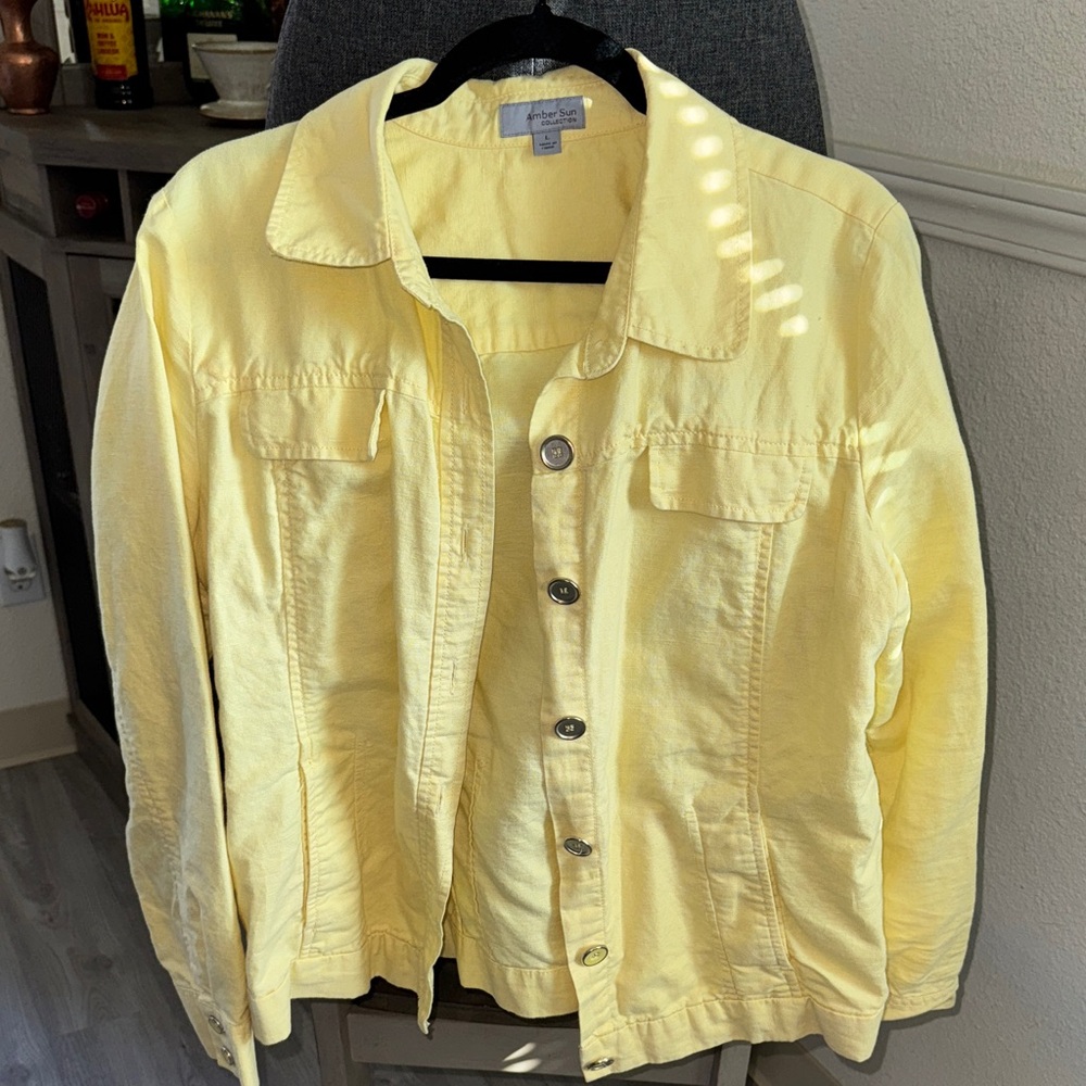 Women's Light Yellow Jean Jacket